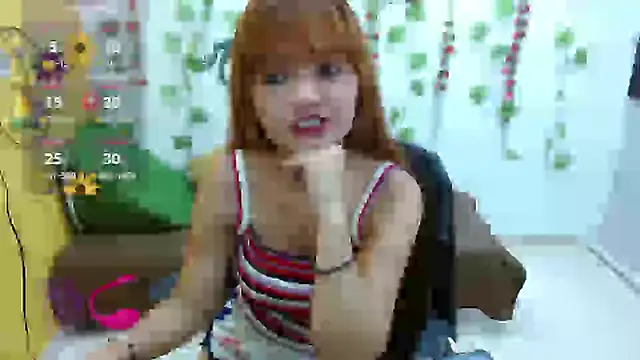 Snapshot of miss_tinnymafe chatting on March 2025 08:47:02 AM miss tinnymafe online show from March 2025 08:47:02 AM