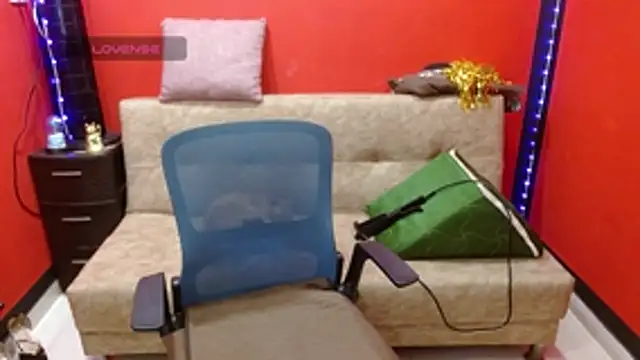 miss tinnymafe online show from July 2026 03:44:01 AM