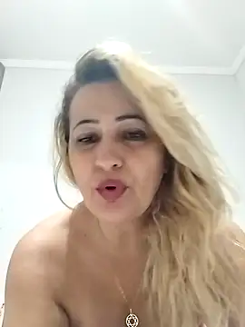 vivifernades online show from March 2025 01:11:01 AM