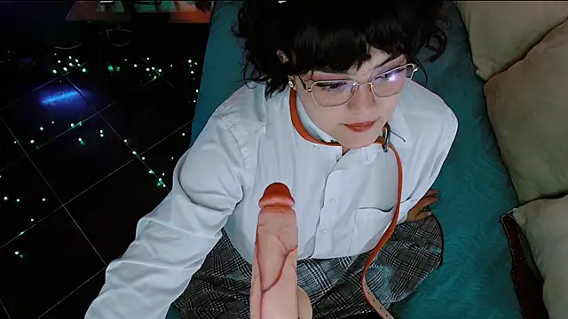 alexa11  online show from February 2025 04:14:02 PM