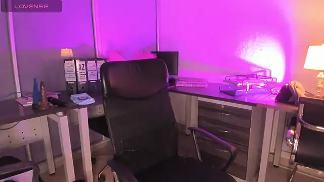 Vivi prinncess online show from April 2026 12:33:01 AM