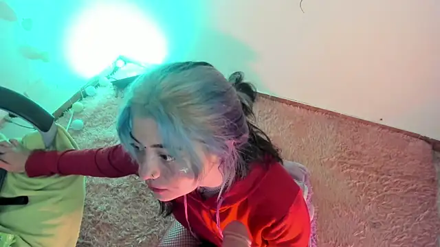 Sammysammy  online show from March 2025 08:45:01 AM