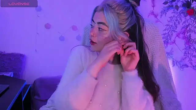 Sammysammy  online show from March 2025 05:59:02 AM