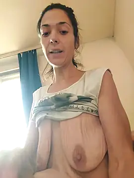 JoLeNe27 online show from September 2025 04:58:02 AM