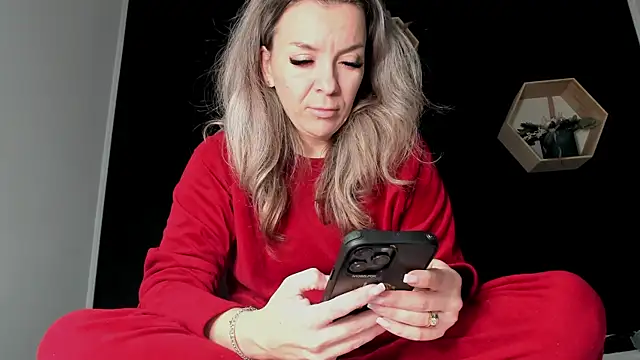 Alesys69 online show from March 2026 08:20:01 PM