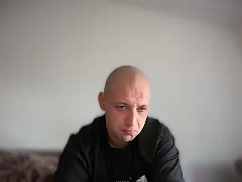 Flakka95 online show from May 2026 03:31:02 PM