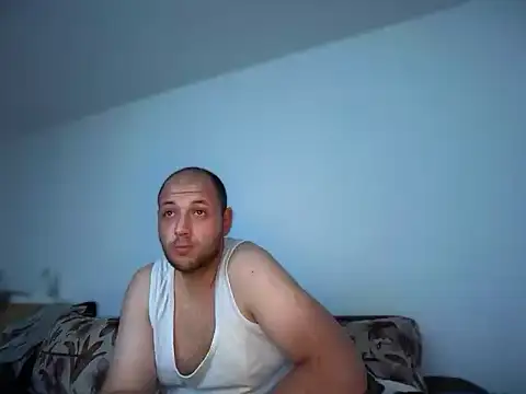 Flakka95 online show from June 2026 11:35:02 PM