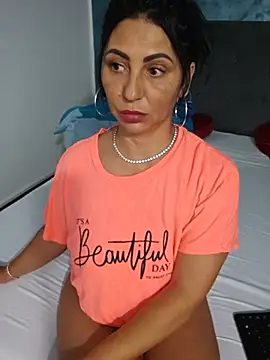charrlote love online show from July 2026 01:54:01 PM