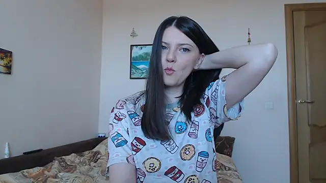 SugarTati online show from June 2026 01:15:01 PM
