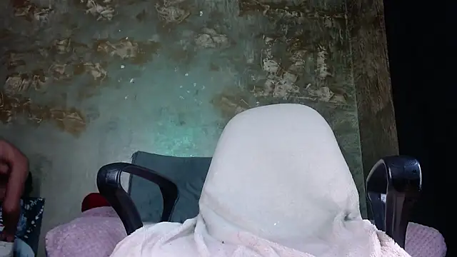 skinny Yizz online show from January 2025 11:43:01 PM