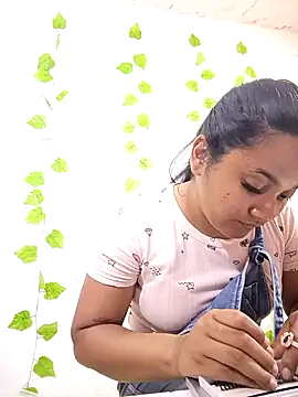 shayna all online show from September 2025 02:42:01 PM