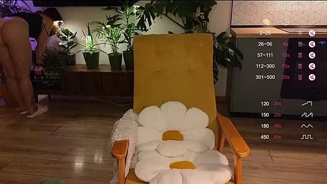 AliceKingsleigh online show from February 2025 12:12:01 PM