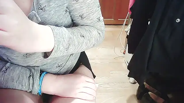 Snapshot of cindy01113520 chatting on March 2025 07:17:01 PM cindy01113520 online show from March 2025 07:17:01 PM