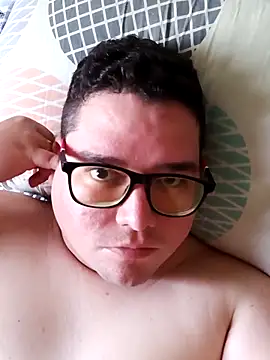 maikky 28 online show from November 2025 09:48:01 PM