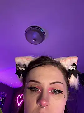 BlaizeyBBy online show from March 2025 02:02:02 PM