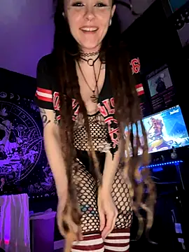 BlaizeyBBy online show from December 2025 09:49:01 AM