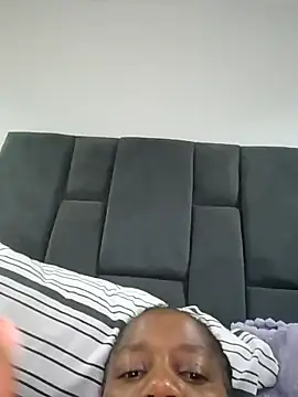 Snapshot of Galcraze chatting on February 2025 01:12:02 AM Galcraze online show from February 2025 01:12:02 AM