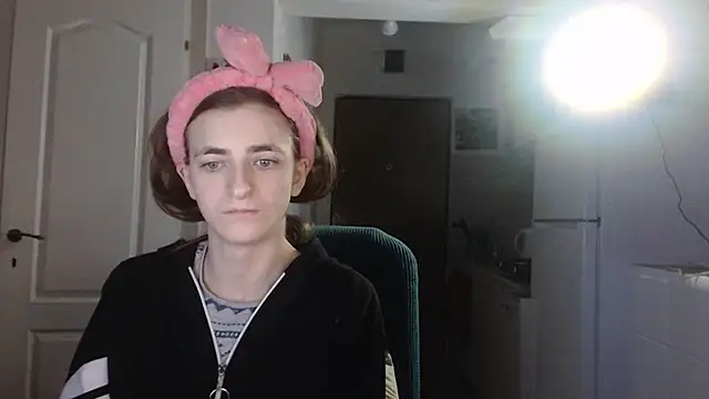 simyhvn online show from February 2025 05:02:01 AM