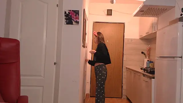 simyhvn online show from February 2026 05:40:02 AM