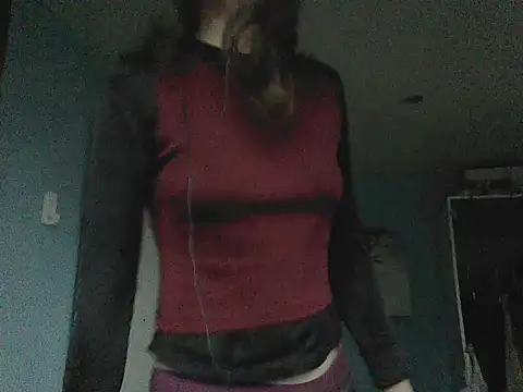 Snapshot of SexyRach75 chatting on December 2025 04:05:01 PM SexyRach75 online show from December 2025 04:05:01 PM