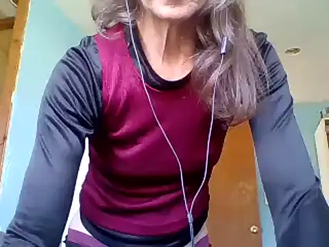 Snapshot of SexyRach75 chatting on June 2026 02:31:01 PM SexyRach75 online show from June 2026 02:31:01 PM