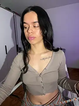 Snapshot of xlovelygirlx chatting on February 2025 11:58:02 PM xlovelygirlx online show from February 2025 11:58:02 PM