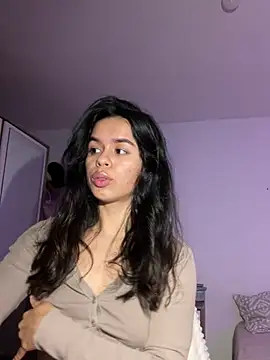 Snapshot of xlovelygirlx chatting on February 2025 03:04:02 AM xlovelygirlx online show from February 2025 03:04:02 AM