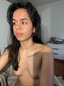 Snapshot of xlovelygirlx chatting on February 2025 10:09:02 PM xlovelygirlx online show from February 2025 10:09:02 PM