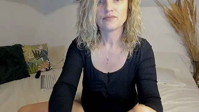 Snapshot of Jadore_able chatting on March 2026 03:08:01 AM Jadore able online show from March 2026 03:08:01 AM