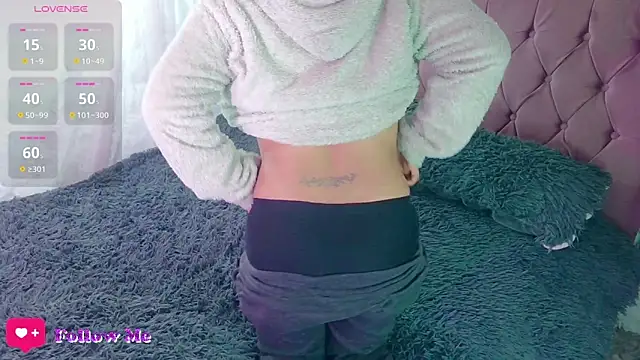 Snapshot of emma_luna1986 chatting on January 2025 03:46:01 AM emma luna1986 online show from January 2025 03:46:01 AM