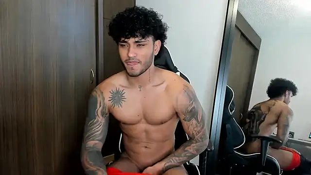 Alessandro Vanni online show from December 2024 01:42:02 PM