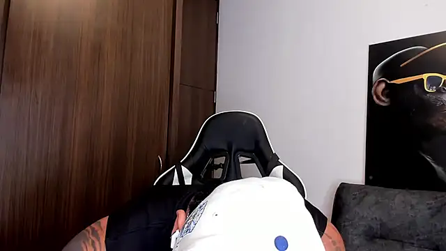 Alessandro Vanni online show from March 2025 02:15:01 AM