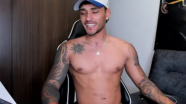 Alessandro Vanni online show from March 2025 11:27:02 PM