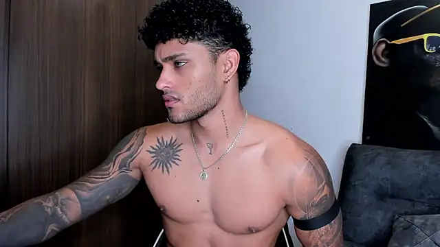 Alessandro Vanni online show from March 2025 11:06:01 PM