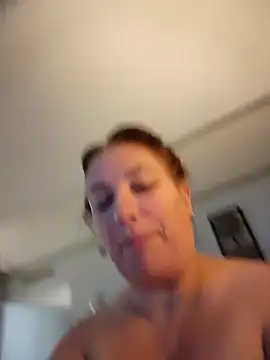 Canadian BBW online show from December 2024 05:36:02 PM