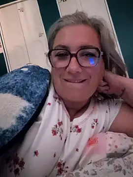Canadian BBW online show from June 2026 01:03:01 PM