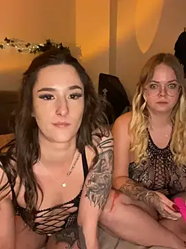 Snapshot of joanaelaa chatting on December 2024 06:26:02 PM joanaelaa online show from December 2024 06:26:02 PM