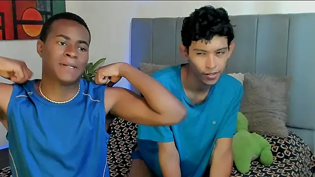 CrissBrownxxx online show from October 2025 07:03:01 PM