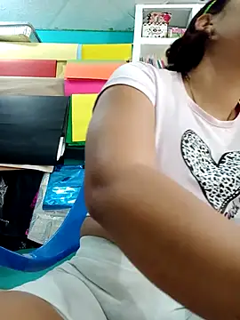 maymercy online show from February 2025 01:46:02 PM