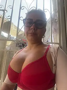 maymercy online show from December 2025 06:57:02 PM