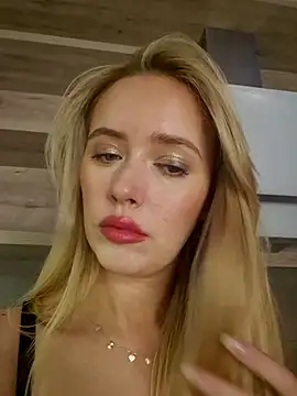 PrettieKate online show from June 2026 06:45:01 PM