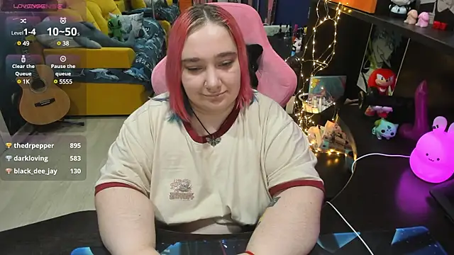 Softie Sofy online show from February 2025 08:48:02 AM