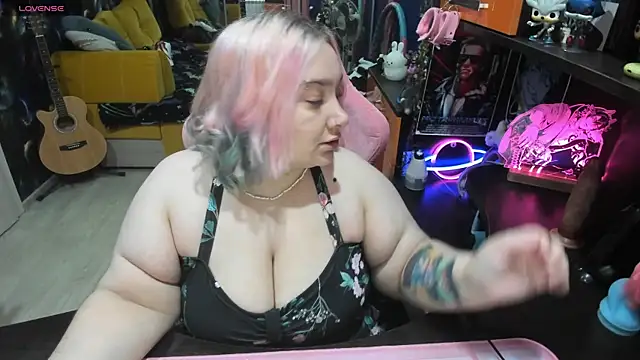 Softie Sofy online show from September 2025 01:41:02 AM