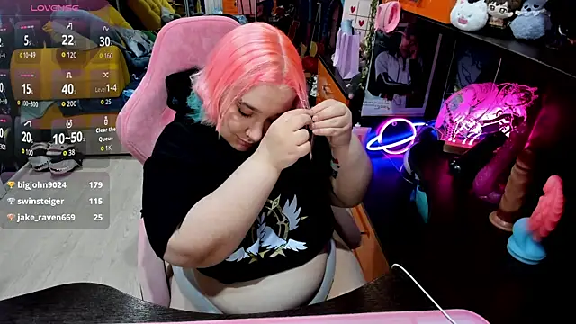 Softie Sofy online show from March 2026 03:51:01 PM