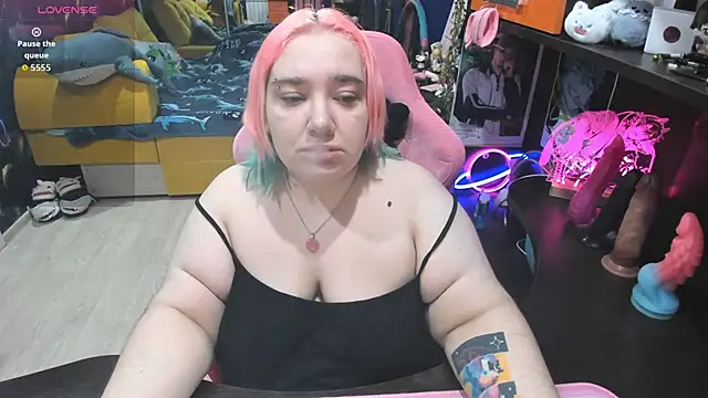 Softie Sofy online show from March 2026 01:45:02 AM