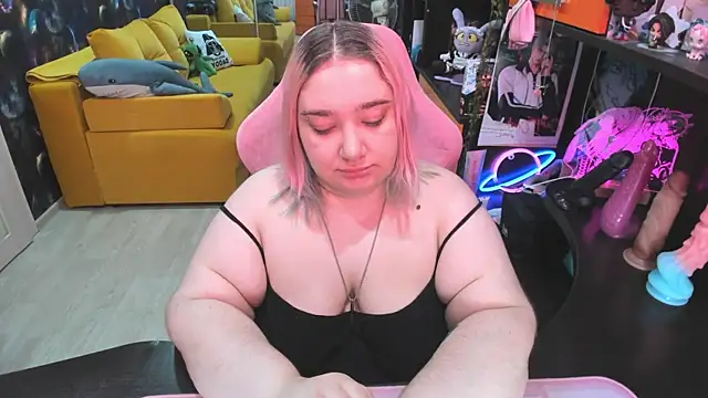 Softie Sofy online show from June 2026 02:34:01 AM