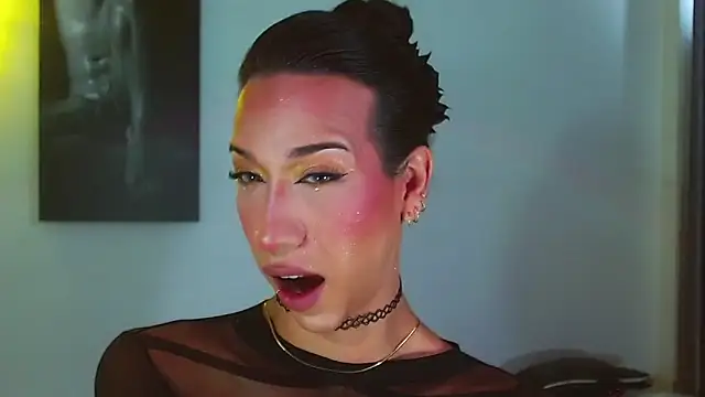 Kenisha Sweet online show from December 2025 07:18:01 PM