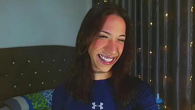 Kenisha Sweet online show from January 2026 01:43:02 AM