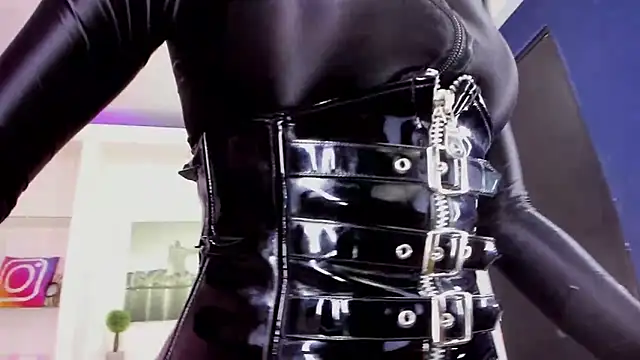 lala angel online show from February 2025 07:59:01 PM