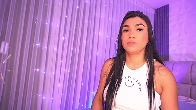 Snapshot of rousse_coup chatting on February 2026 07:10:02 PM rousse coup online show from February 2026 07:10:02 PM